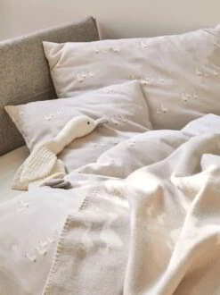 Kissenüberzug FREDERIK, Sand, 40 X 40 Cm, 100 % Baumwolle, Satin, GOTS -Grüne Erde 12549 12733 kissendeckenueberzug frederik kinder sand emo