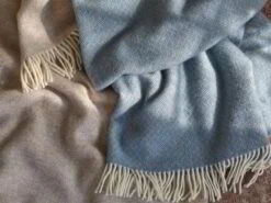 Wohndecke Selma, Taubenblau, 130 X 200 Cm, 100 % Schurwolle (Lamm), Eco-wool -Grüne Erde 413330 413329 wohndecke selma taubenblau sand emo 01