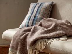 Zierkissen Karolina, Sand/blau Kariert, 50 X 50 Cm, 100 % Schurwolle (Lamm), Eco-wool -Grüne Erde 413613 413673 wohndecke alice maroni zierkissen karolina kariert emo 1