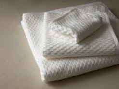 Handtuch Relief, Naturweiss, 50 X 100 Cm, 100 % Baumwolle, GOTS, NATURTEXTIL BEST -Grüne Erde 413625 413617 413621 gaestehandtuch duschtuch handtuch relief naturweiss frei 03