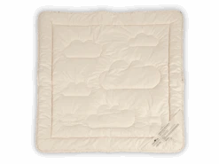 Kinder Ganzjahresdecke Schafschurwolle Mit Wolkensteppung, 100 X 140 Cm, 400 G/m2 GOTS, NATURTEXTIL BEST