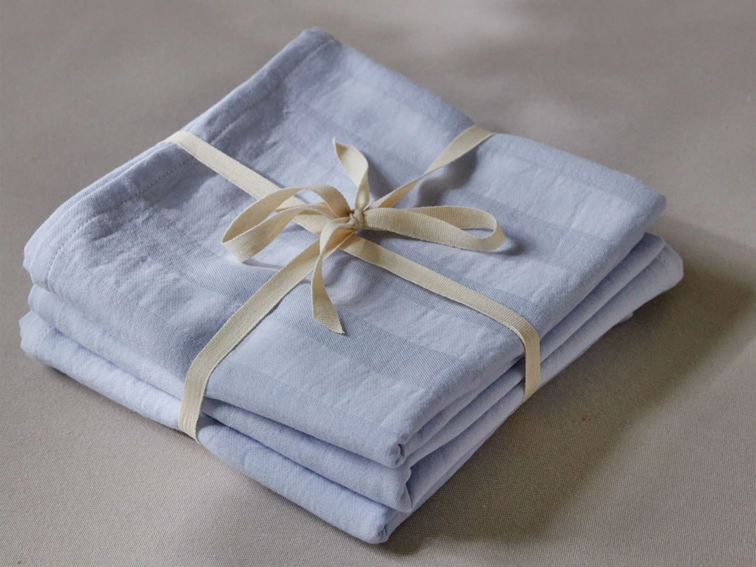 Stoffwindel-Set, Himmelblau, 75 X 75 Cm, 100 % Baumwolle, GOTS, NATURTEXTIL BEST 4 Stoffwindel-Set, Himmelblau, 75 X 75 Cm, 100 % Baumwolle, GOTS, NATURTEXTIL BEST – Bild 2