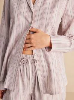 Pyjamahemd, 80 Streifen Rose, XS 11 Pyjamahemd, 80 Streifen Rose, XS -Grüne Erde 849449 pyjama hemd rose frei 02