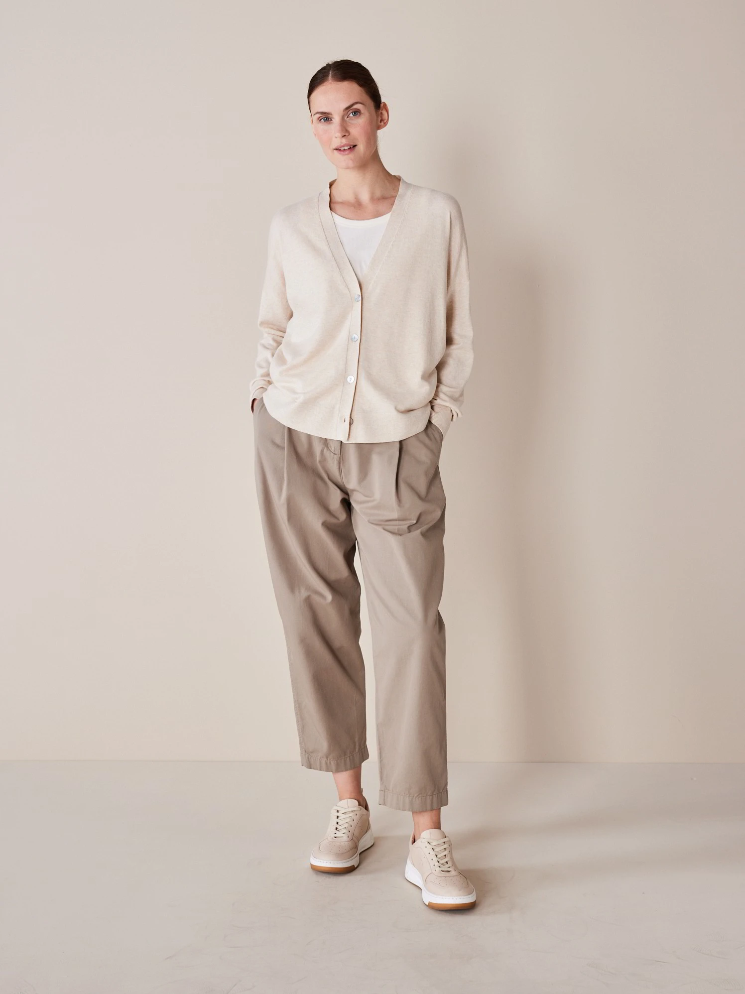 Strickjacke Aus Bio-Baumwolle, 17 Weizen, S, GOTS 4 Strickjacke Aus Bio-Baumwolle, 17 Weizen, S, GOTS – Bild 2