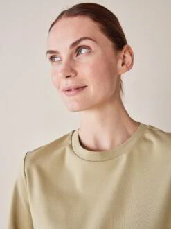 Shirt Halbarm, 100 % Bio Baumwolle, 44 Olive, 44, GOTS -Grüne Erde 855252 shirt olive frei 05