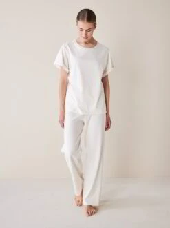 Shirt Kurzarm, 100 % Bio Baumwolle, 13 Natur, S, GOTS 8 Shirt Kurzarm, 100 % Bio Baumwolle, 13 Natur, S, GOTS -Grüne Erde 855729 shirt natur emo 02