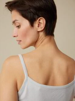 Nachthemd, 100 % Bio Baumwolle, 99 Silberblau-weiss Ringel, S, GOTS 11 Nachthemd, 100 % Bio Baumwolle, 99 Silberblau-weiss Ringel, S, GOTS -Grüne Erde 857820 99 hw23 027 detail 01