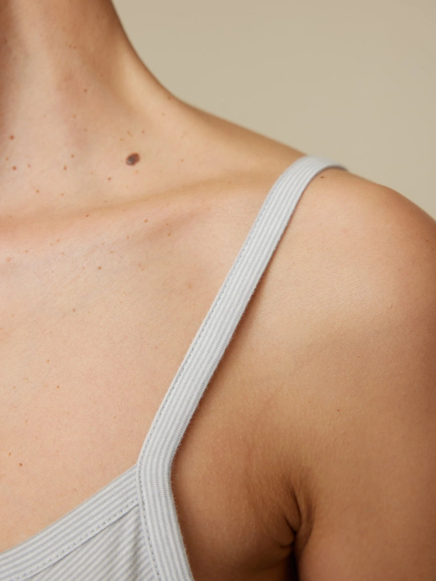 Nachthemd, 100 % Bio Baumwolle, 99 Silberblau-weiss Ringel, S, GOTS 7 Nachthemd, 100 % Bio Baumwolle, 99 Silberblau-weiss Ringel, S, GOTS – Bild 5