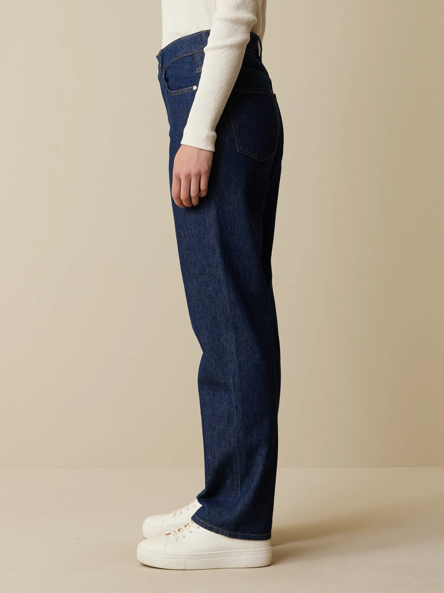 Jeans Straight, 100 % Bio-Baumwolle, 36 Dark Denim, 38, GOTS 5 Jeans Straight, 100 % Bio-Baumwolle, 36 Dark Denim, 38, GOTS – Bild 3