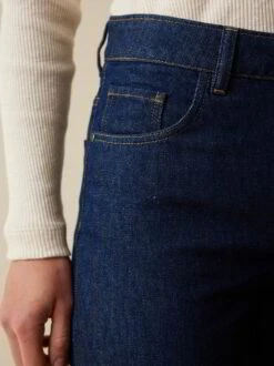 Jeans Straight, 100 % Bio-Baumwolle, 36 Dark Denim, 38, GOTS 15 Jeans Straight, 100 % Bio-Baumwolle, 36 Dark Denim, 38, GOTS -Grüne Erde 857900 36 hw23 036 detail 02