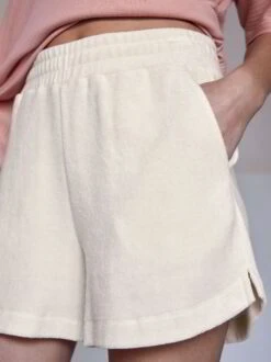 Shorts Frottee, 100 % Bio-Baumwolle, 13 Natur, XS, GOTS 12 Shorts Frottee, 100 % Bio-Baumwolle, 13 Natur, XS, GOTS -Grüne Erde 858029 shorts natur emo 01