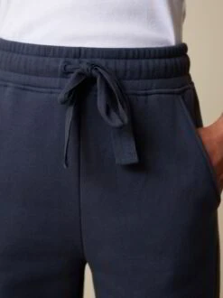 Sweatpants, 100 % Bio Baumwolle, 81 Mitternachtblau, 38, GOTS 15 Sweatpants, 100 % Bio Baumwolle, 81 Mitternachtblau, 38, GOTS -Grüne Erde 858051 81 hw23 050 detail 02