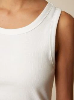 Top, 100 % Bio Baumwolle, 11 Weiss, S, GOTS 12 Top, 100 % Bio Baumwolle, 11 Weiss, S, GOTS -Grüne Erde 858109 11 857973 96 hw23 035 detail 01