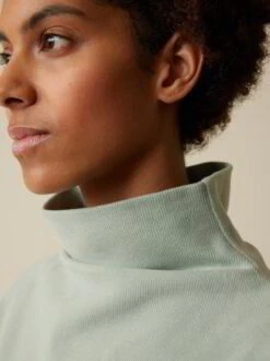 Sweatshirt Aus Bio-Baumwolle, 43 Aquamarine, S, GOTS 13 Sweatshirt Aus Bio-Baumwolle, 43 Aquamarine, S, GOTS -Grüne Erde 858717 34 858051 16 hw23 029 detail 01