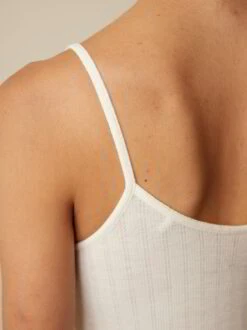 Spaghettitop Aus Wolle, 12 Offwhite, S -Grüne Erde 858932 12 hw23 019 detail 01