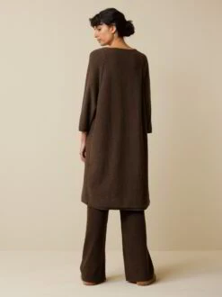 Strickkleid Aus Yakwolle, 69 Kakao, S -Grüne Erde 859017 67 hw23 022 emo 03