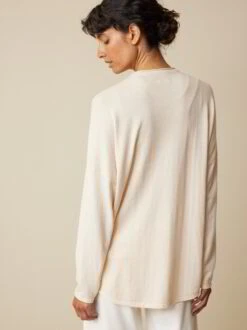 Strickjacke Aus Bio-Baumwolle, 20 Creme, S, GOTS -Grüne Erde 859135 20 857517 13 hw23 059 emo 04