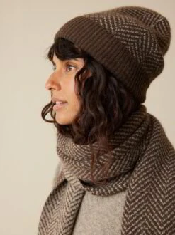 Strickschal Aus Yakwolle, 70 Yak Fischgrat, One Size 10 Strickschal Aus Yakwolle, 70 Yak Fischgrat, One Size -Grüne Erde 859492 859488 859490 hw23 019 emo 02