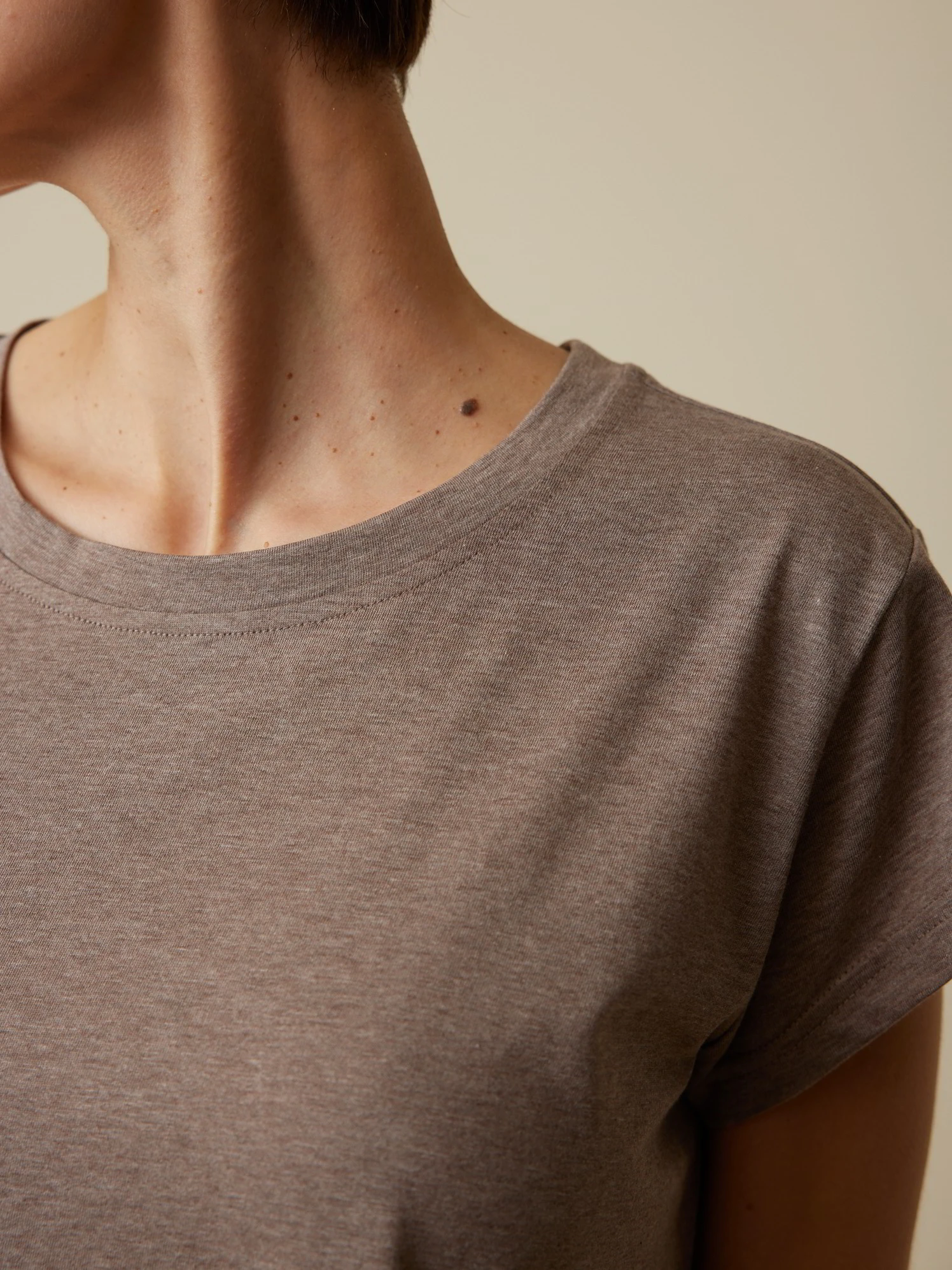 Schlafshirt Aus Bio-Baumwolle, 95 Kaffee Melange, S, GOTS 7 Schlafshirt Aus Bio-Baumwolle, 95 Kaffee Melange, S, GOTS – Bild 5