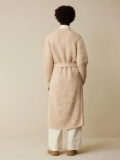 Strickmantel Aus Alpakawolle Und Baumwolle, 09 Sand, S 10 Strickmantel Aus Alpakawolle Und Baumwolle, 09 Sand, S -Grüne Erde 859686 09 858817 12 hw23 022 emo 2