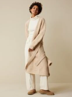 Strickmantel Aus Alpakawolle Und Baumwolle, 09 Sand, S 11 Strickmantel Aus Alpakawolle Und Baumwolle, 09 Sand, S -Grüne Erde 859686 09 858817 12 hw23 030 emo 3