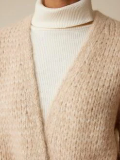 Strickmantel Aus Alpakawolle Und Baumwolle, 09 Sand, S 12 Strickmantel Aus Alpakawolle Und Baumwolle, 09 Sand, S -Grüne Erde 859686 09 858817 12 hw23 048 emo 4