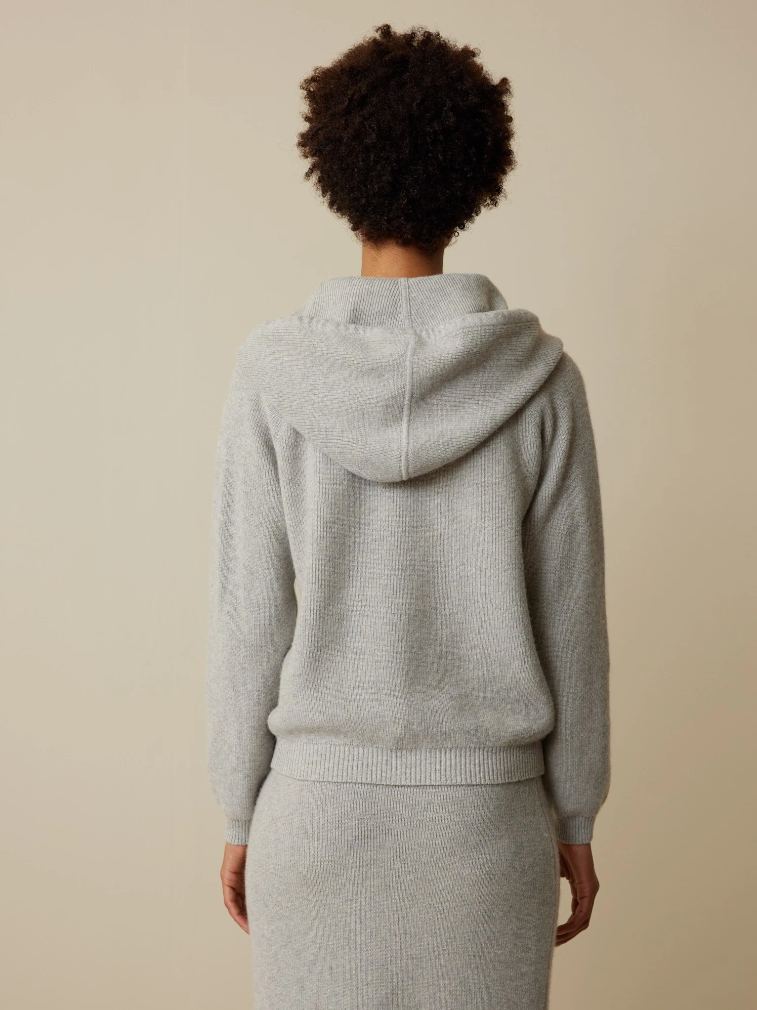 Kapuzenpullover Aus Bio-Baumwolle Und Wolle, 04 Grau Melange, S, GOTS 6 Kapuzenpullover Aus Bio-Baumwolle Und Wolle, 04 Grau Melange, S, GOTS – Bild 4