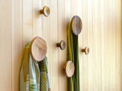 Garderobenknopf Punto ø 15 Cm, Buche 8 Garderobenknopf Punto ø 15 Cm, Buche -Grüne Erde page0230 p00 241 01 jpg 2